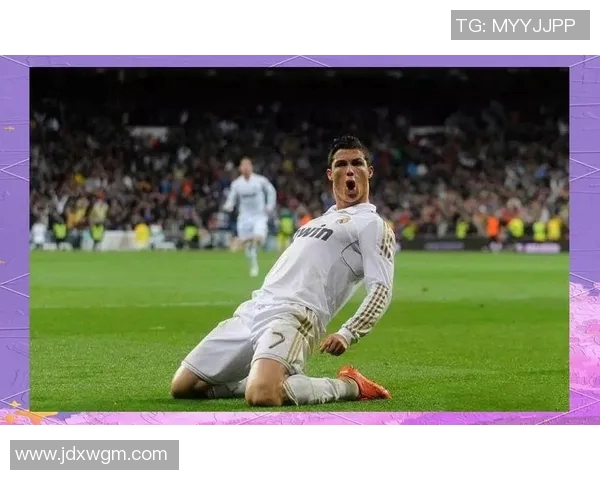 男生足球明星头像的魅力与风格解析，展现运动精神与个性魅力