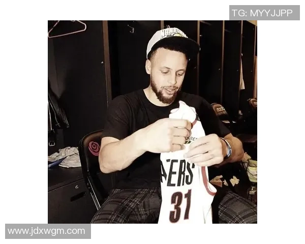 篮球明星的篮球袜如何提升运动表现与时尚风格的完美结合